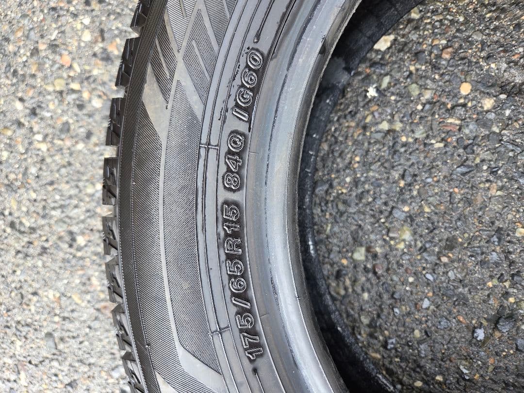 せきりゅうYOKOHAMA IG60スタッドレスタイヤ 175/65R15