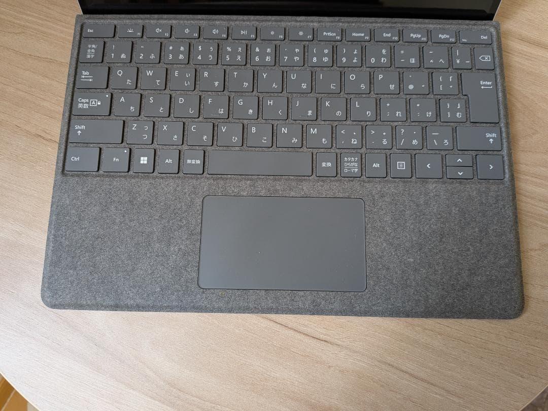 Surface Pro 11th 13インチ ZHX-00011