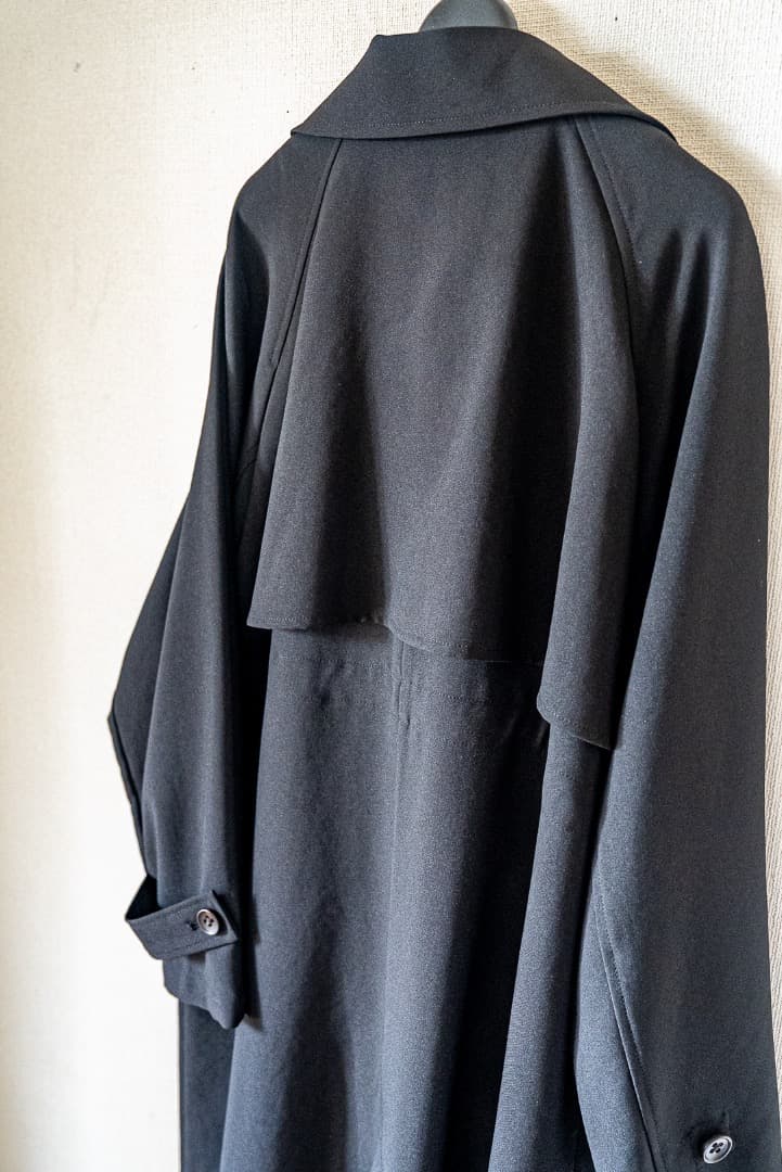 試着のみ美品！URBAN RESEARCH 撥水/UV 春トレンチコート　黒