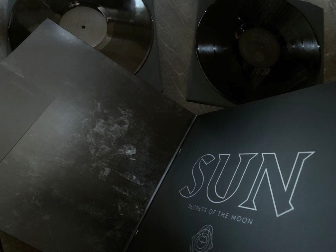 洋楽 SECRETS OF THE MOON - Sun