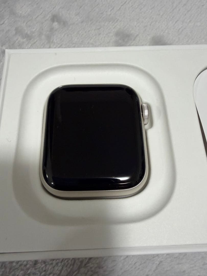 Apple Watch SE 第2世代 GPSモデル 40mm ゴールド