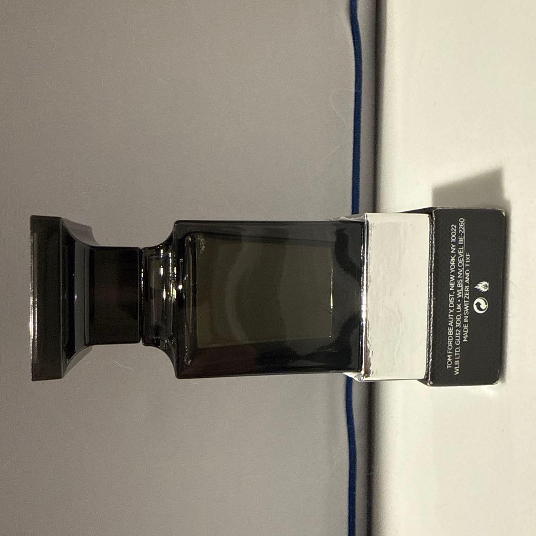 村*上様 TOM FORD OUD WOOD 50mL 香水