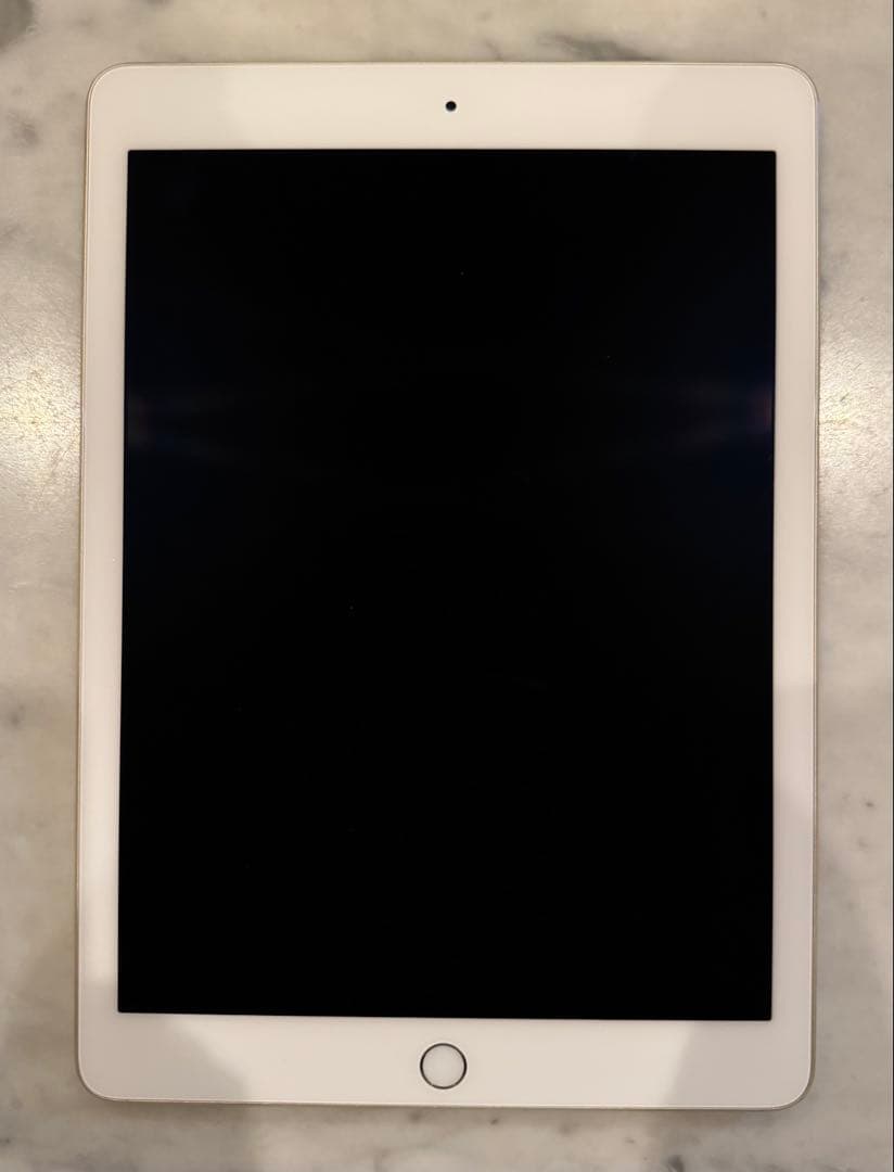 Apple iPad Pro 9.7インチ 128GB Wi-Fiゴールド