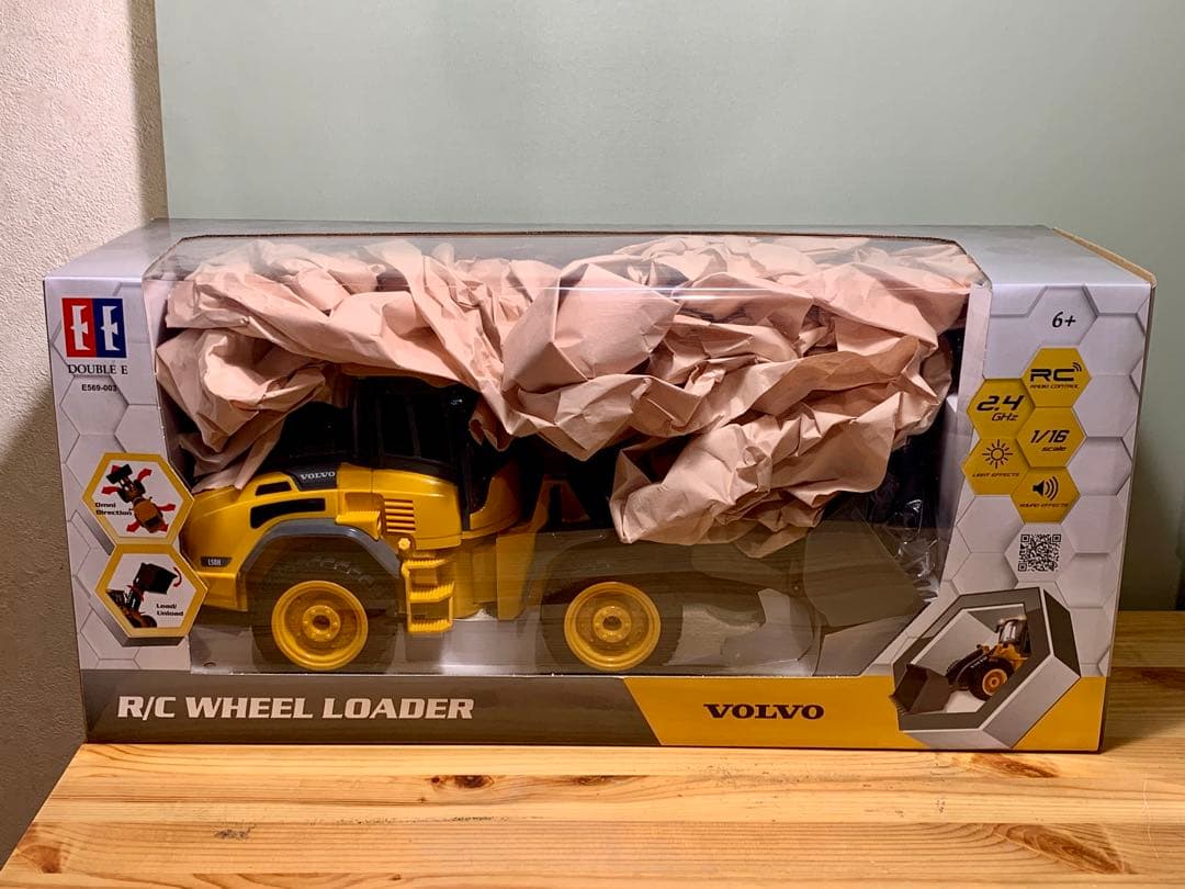 メ*2様 【美品】VOLVO ボルボ ホイールローダー イエロー ホビーラジコン