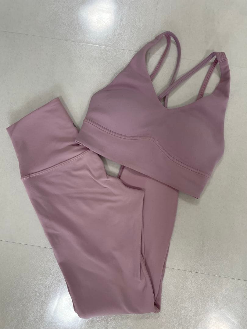 Lululemon ハイウエスト ピンクレギンス