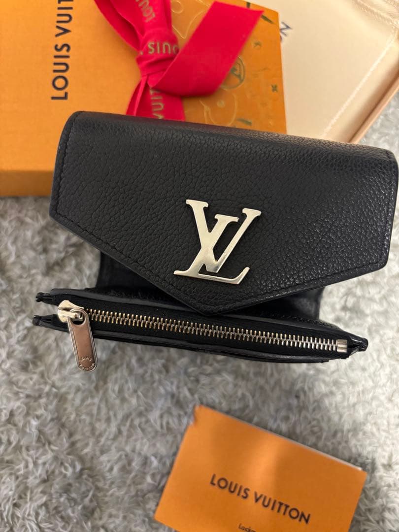 LOUIS VUITTON ブラック 三つ折り財布