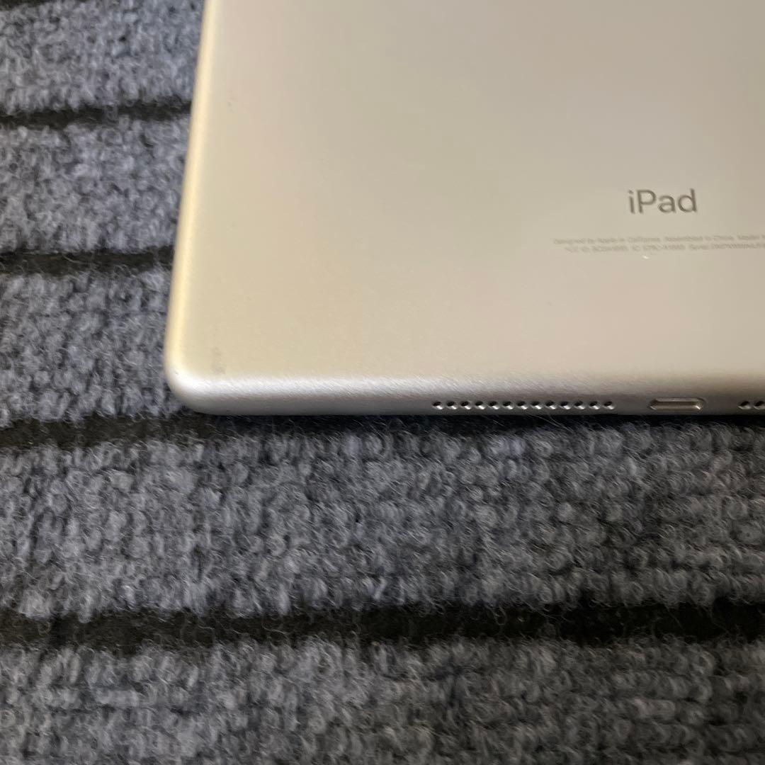 6 iPad 6世代 128GB Wi-Fi シルバー