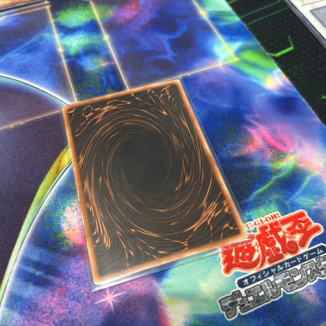 遊戯王　三幻神　英語　GBI シークレットレア　オシリス　オベリスク　ラー