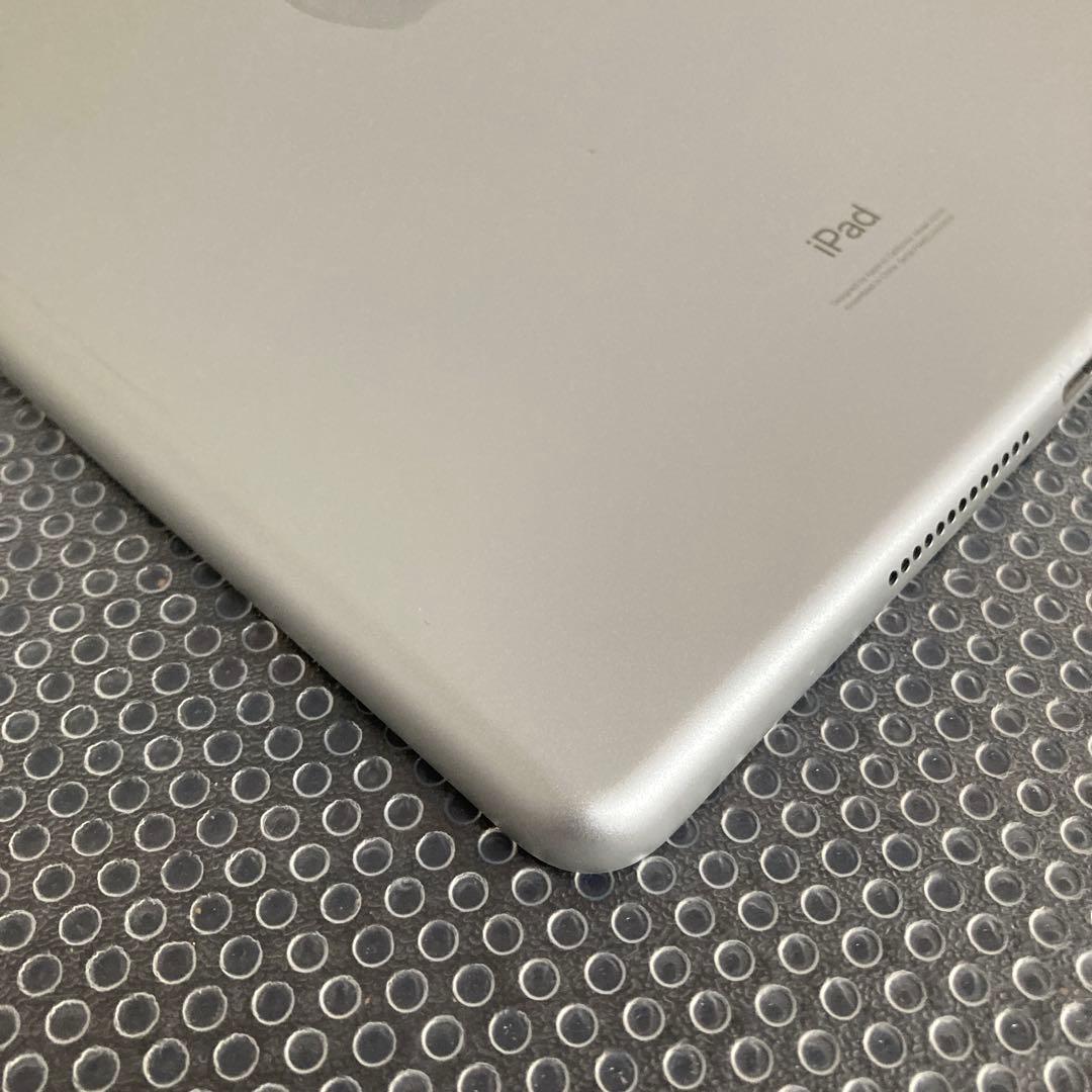 586【早い者勝ち】iPad8 第8世代 32GB WIFIモデル☆