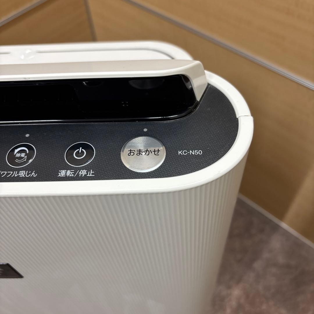 シャープ　空気清浄加湿器　KC-N50-W