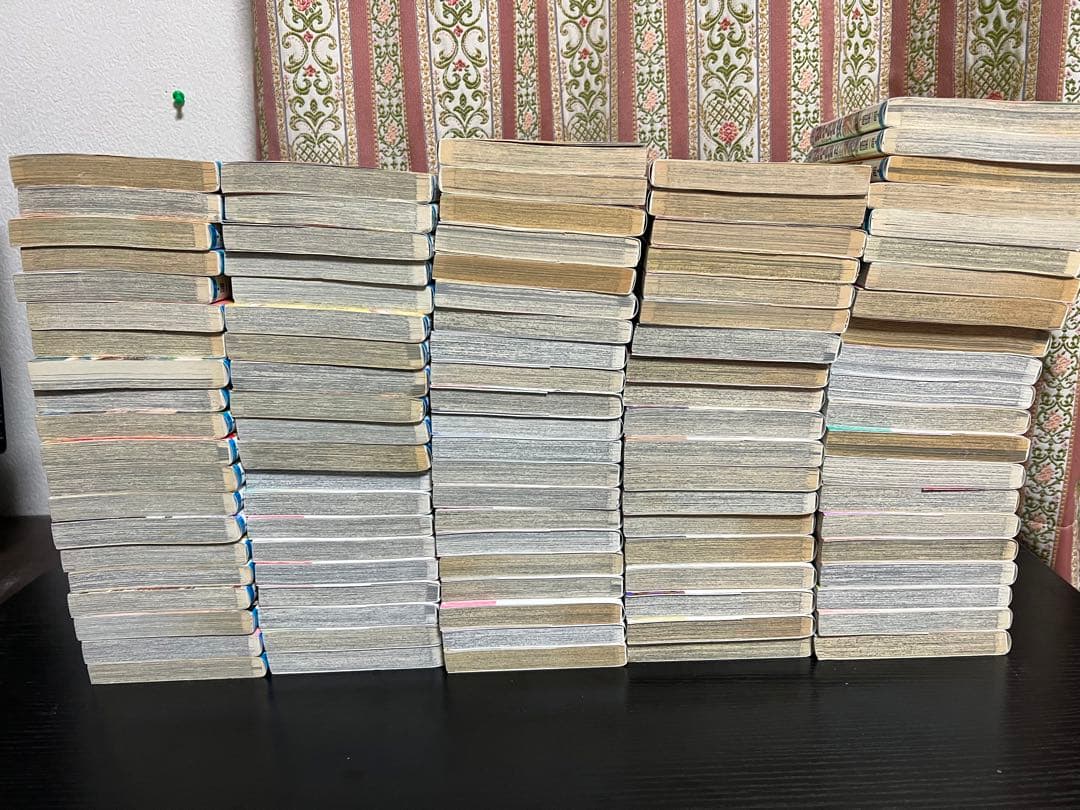 誰も買わないワンピース101巻＋2巻ほぼ全巻！