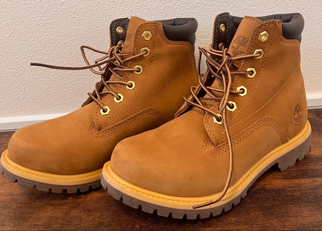 【極美品】Timberland レディースブーツ 6インチ　23.5cm
