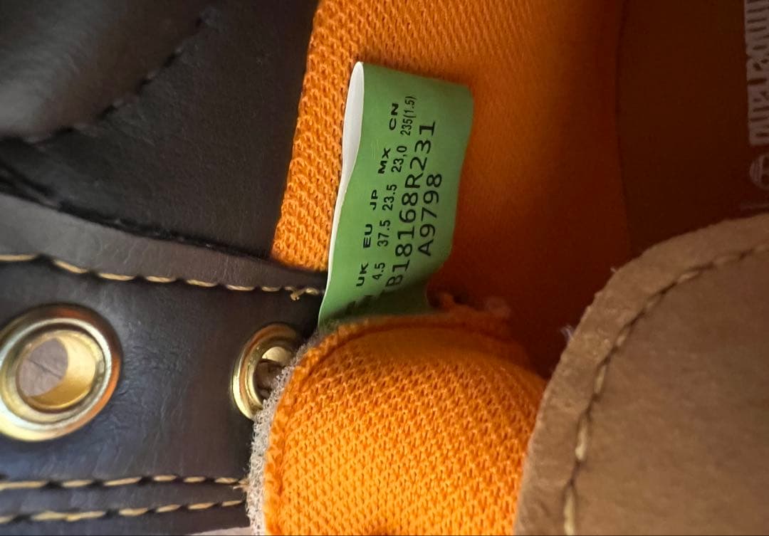 【極美品】Timberland レディースブーツ 6インチ　23.5cm