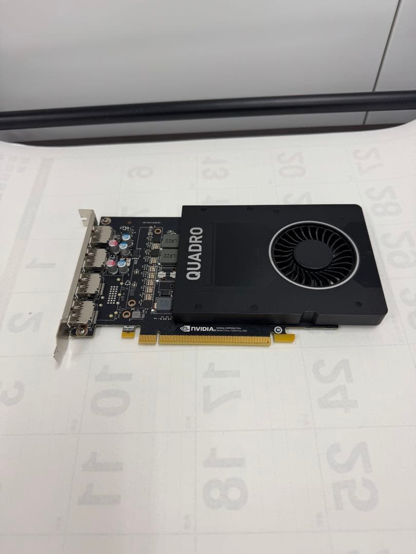 QUADRO P2000 グラフィックボード