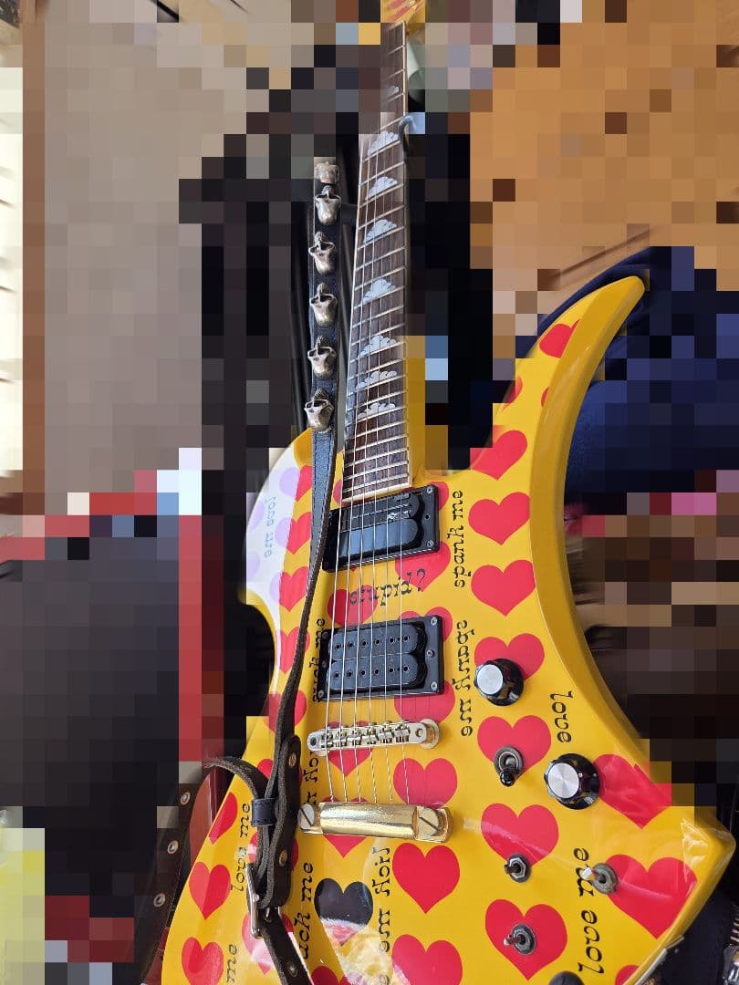 フェルナンデス hideモデル イエローハート 145