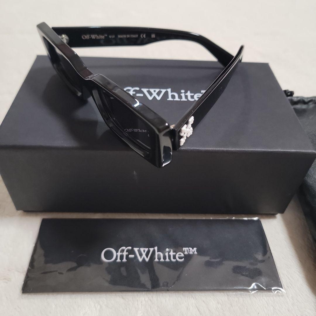 篠塚辰樹着用　Off-White ブラック サングラス