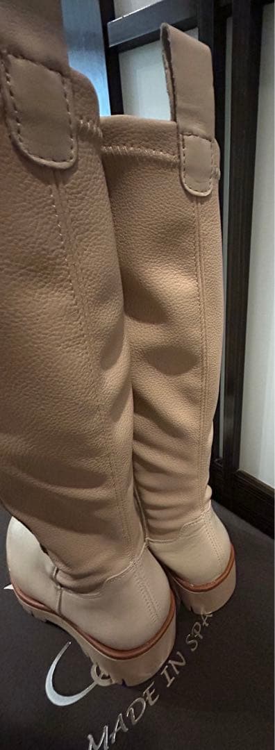 ボントレ　bontre 新品ブーツ　22.5 　ランバン　ダイアナ　ザラ