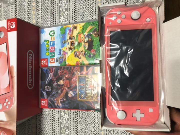 NintendoSwitch コーラル どう森、海賊無双4セット