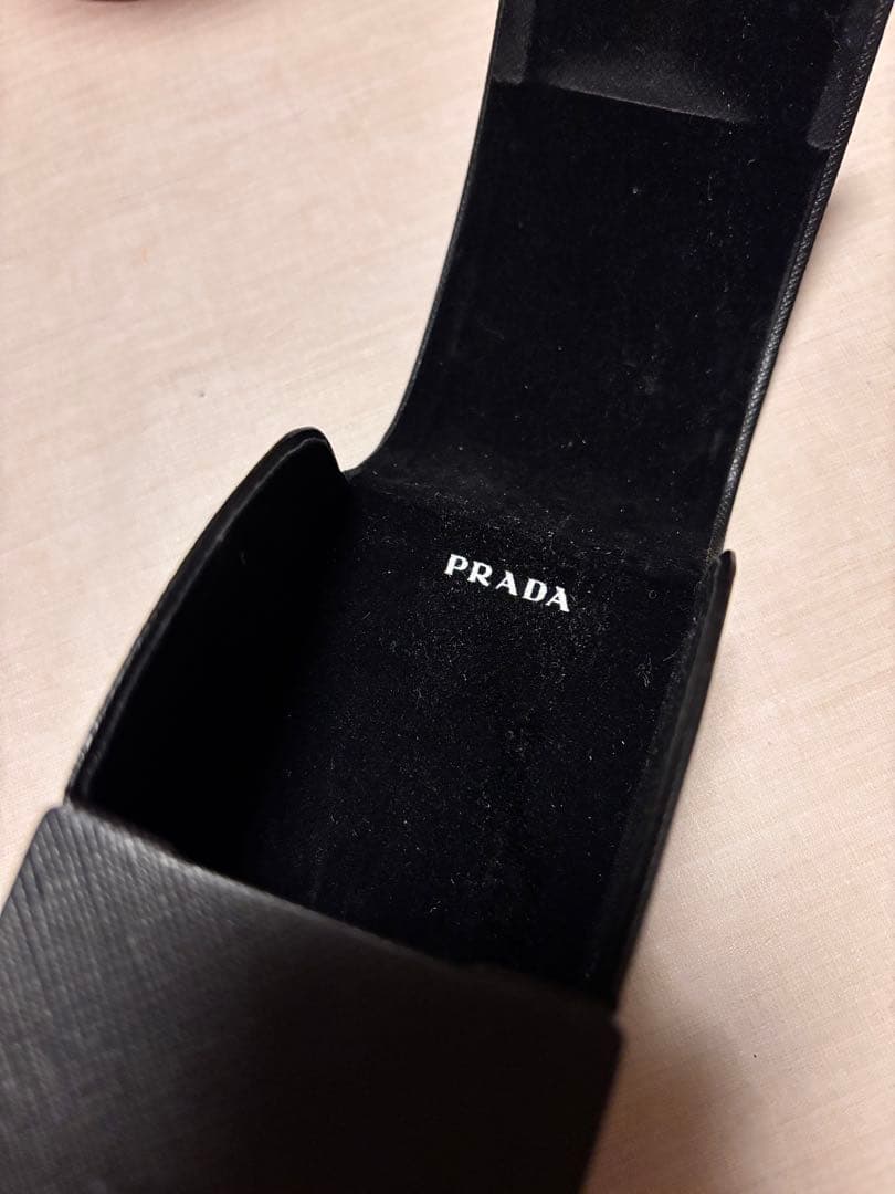 早い者勝ち‼️【PRADA】プラダ SPR11L/ レディースサングラス