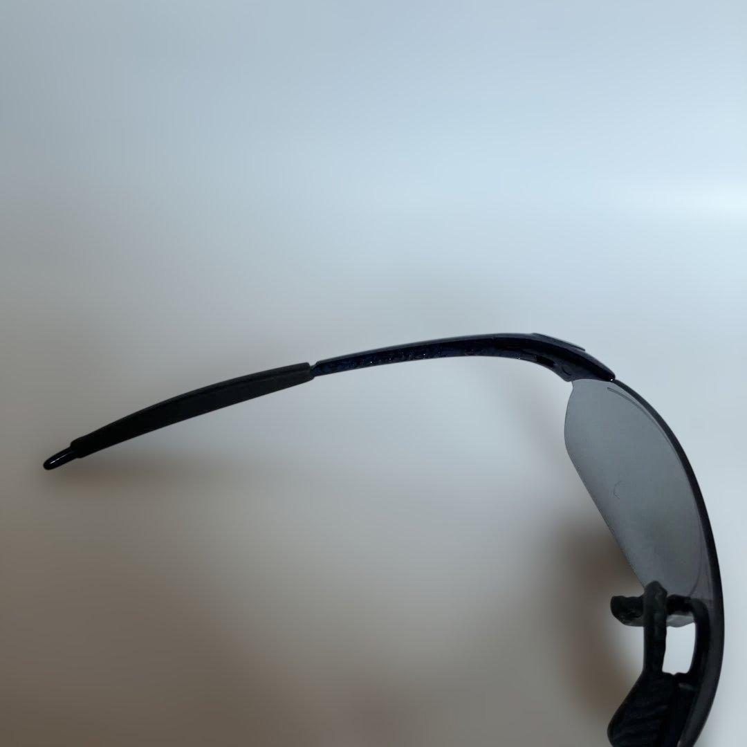 Oakley スポーツサングラス フレーム　ブルー地に黒柄