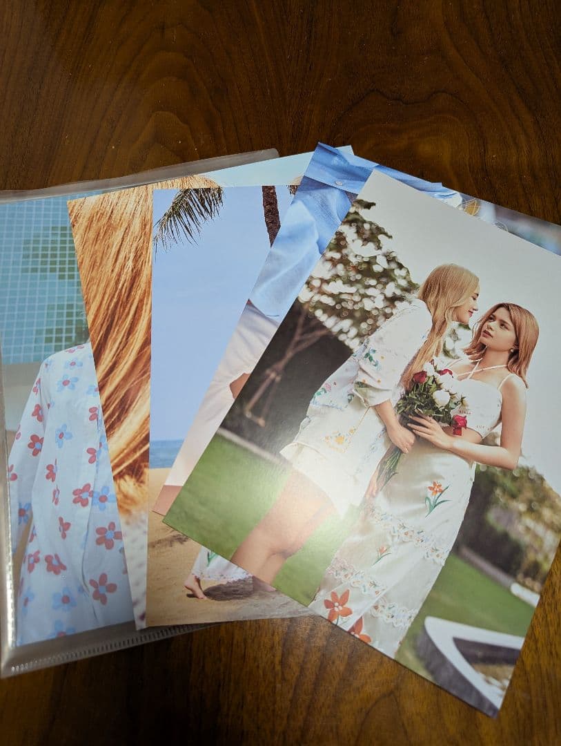 【値下げ】FreenBecky　中国雑誌20冊　チェキカード　ポスター