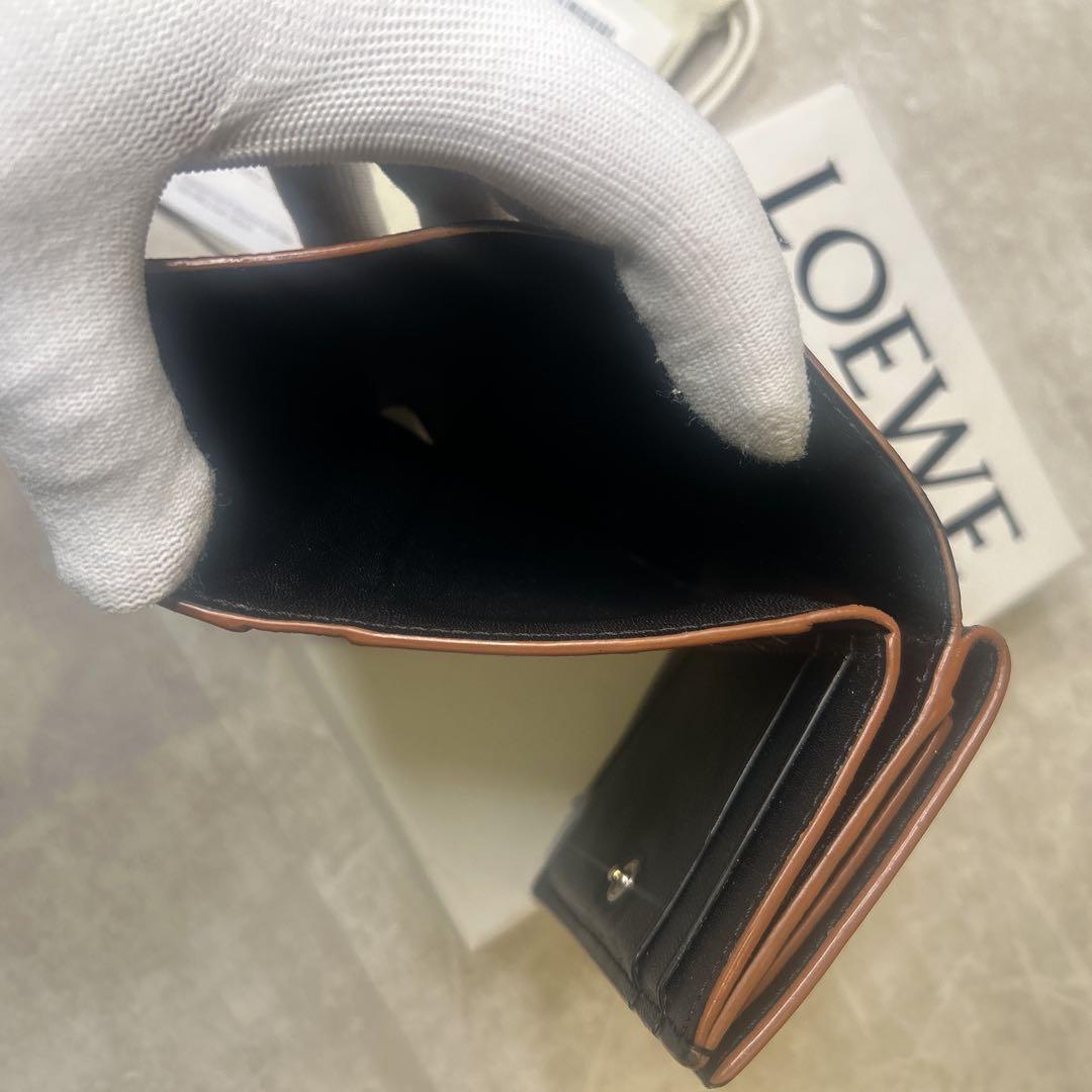 美品✨ LOEWE ロエベ トライフォールド 三つ折り財布 箱・巾着付き