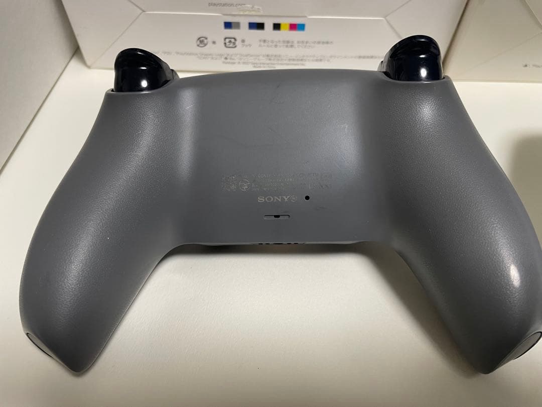 PS5 DualSenseワイヤレスコントローラ　ジャンク２つ(ドリフト現象)