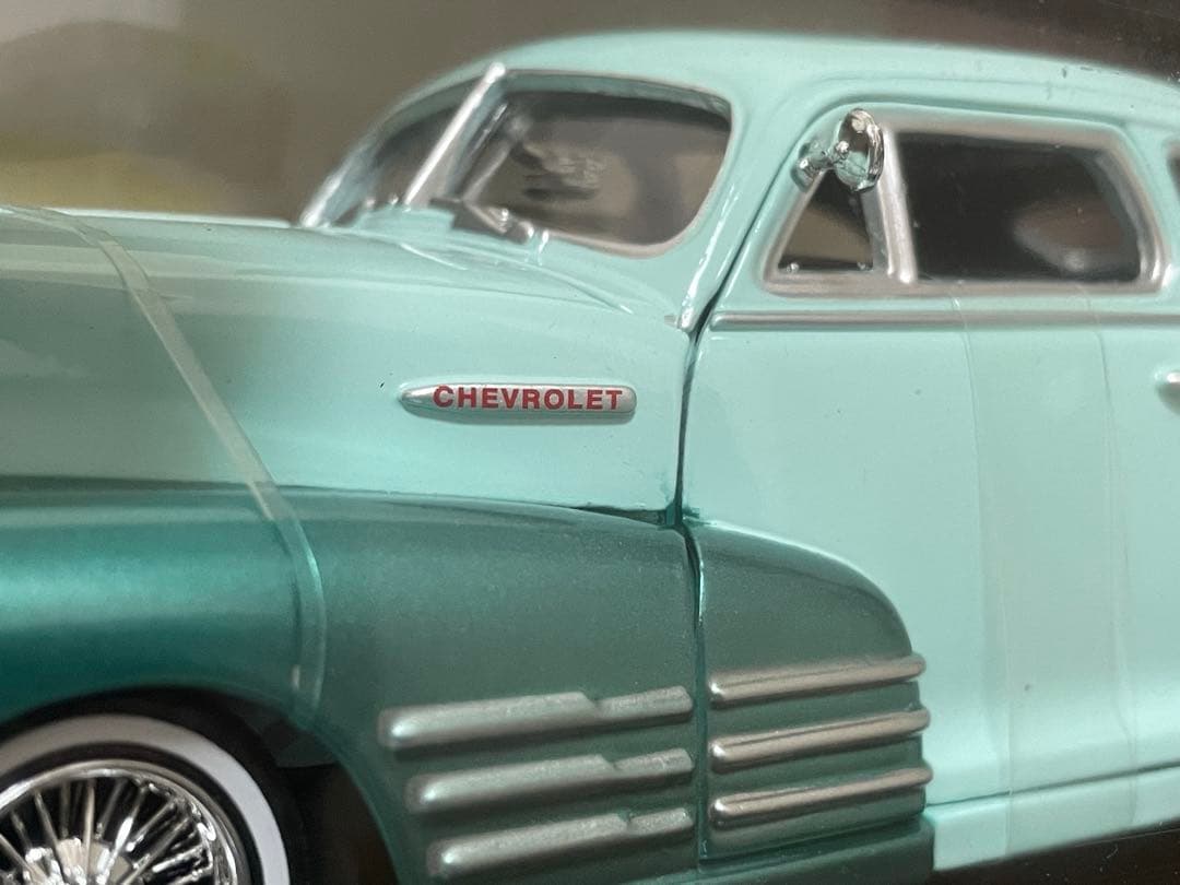1948 シボレー エアロセダン フリートライン 1/24 モーターマックス
