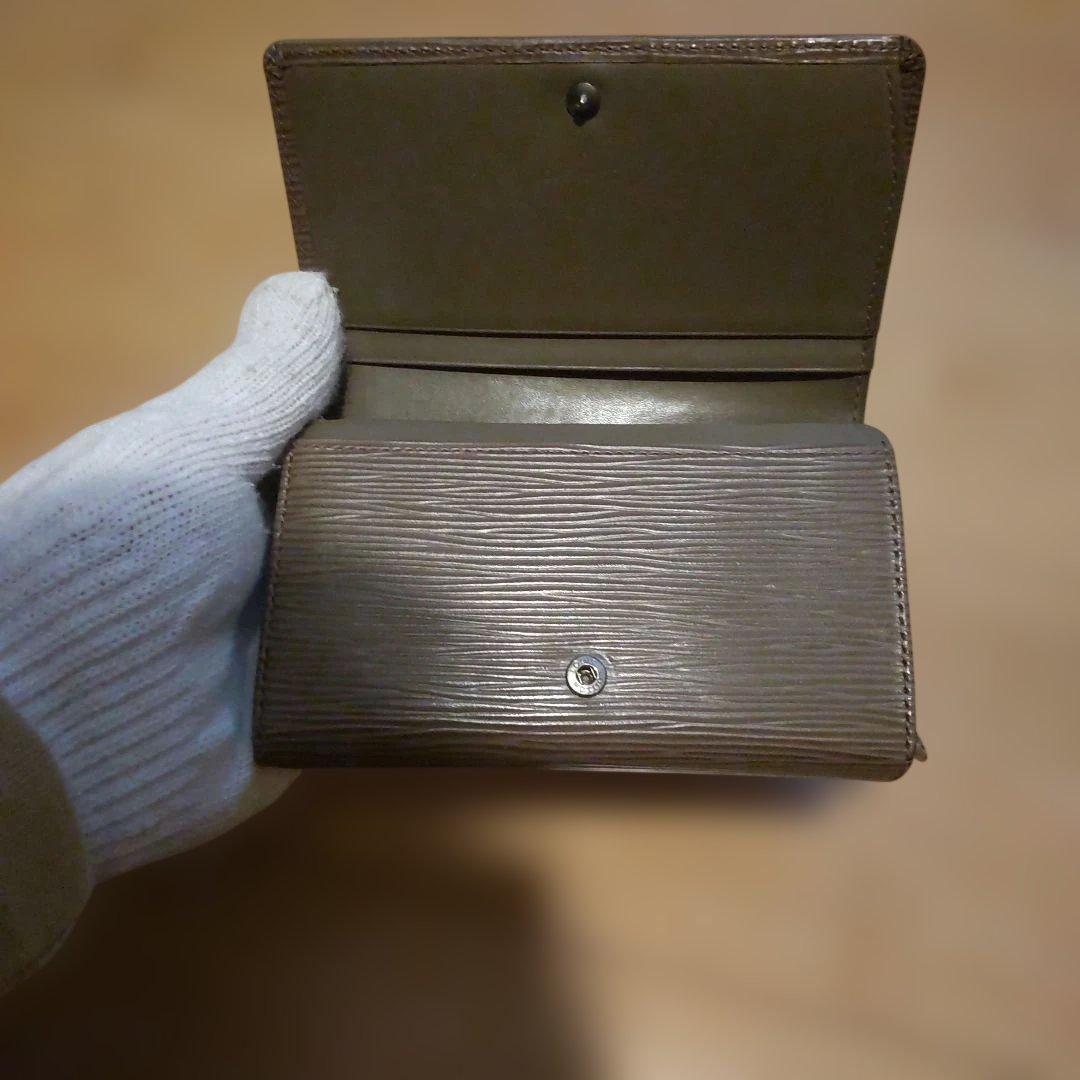 美品　ルイ・ヴィトン　エピ　トレゾール二つ折り財布　ペッパー(グレー)