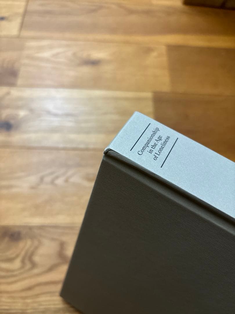 KAWS exibition art book 2冊セット