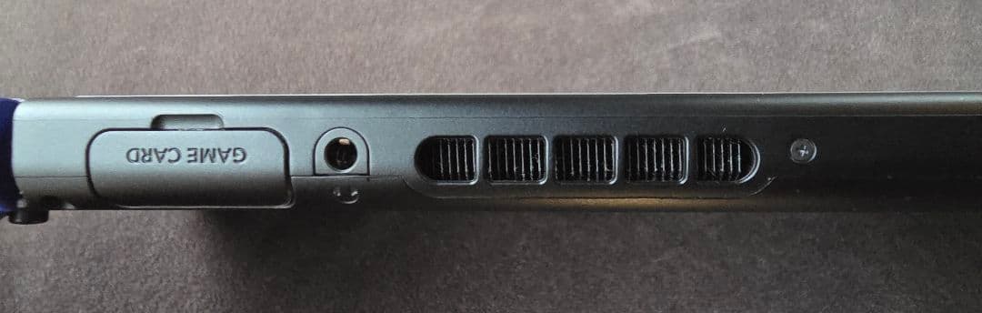 Nintendo Switch本体　動作確認済　初期化済　SDカード・ケース付き