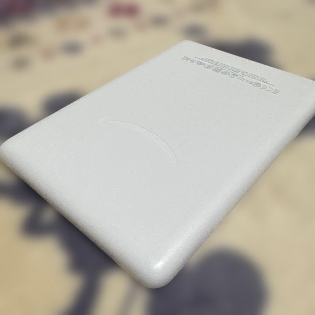 美品 Kindle 第10世代 広告なし 8GB 本体 J9G29R ホワイト