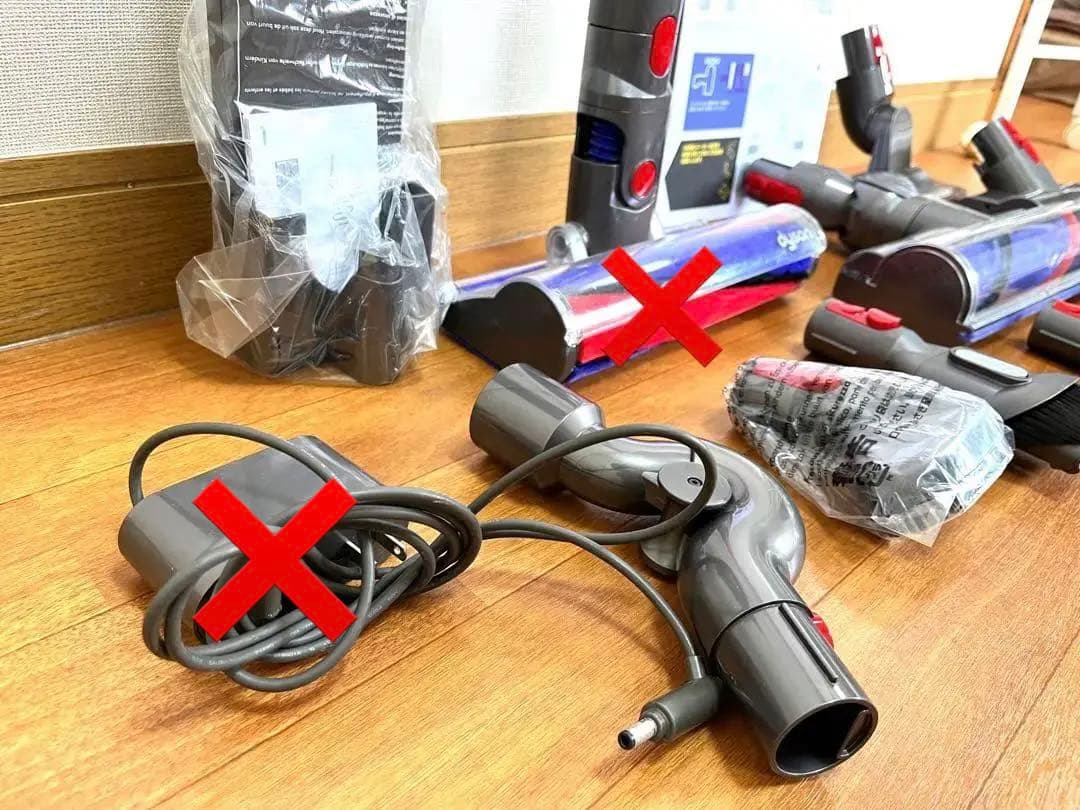 【バッテリー無し】Dyson v8 absolute extra 8点セット