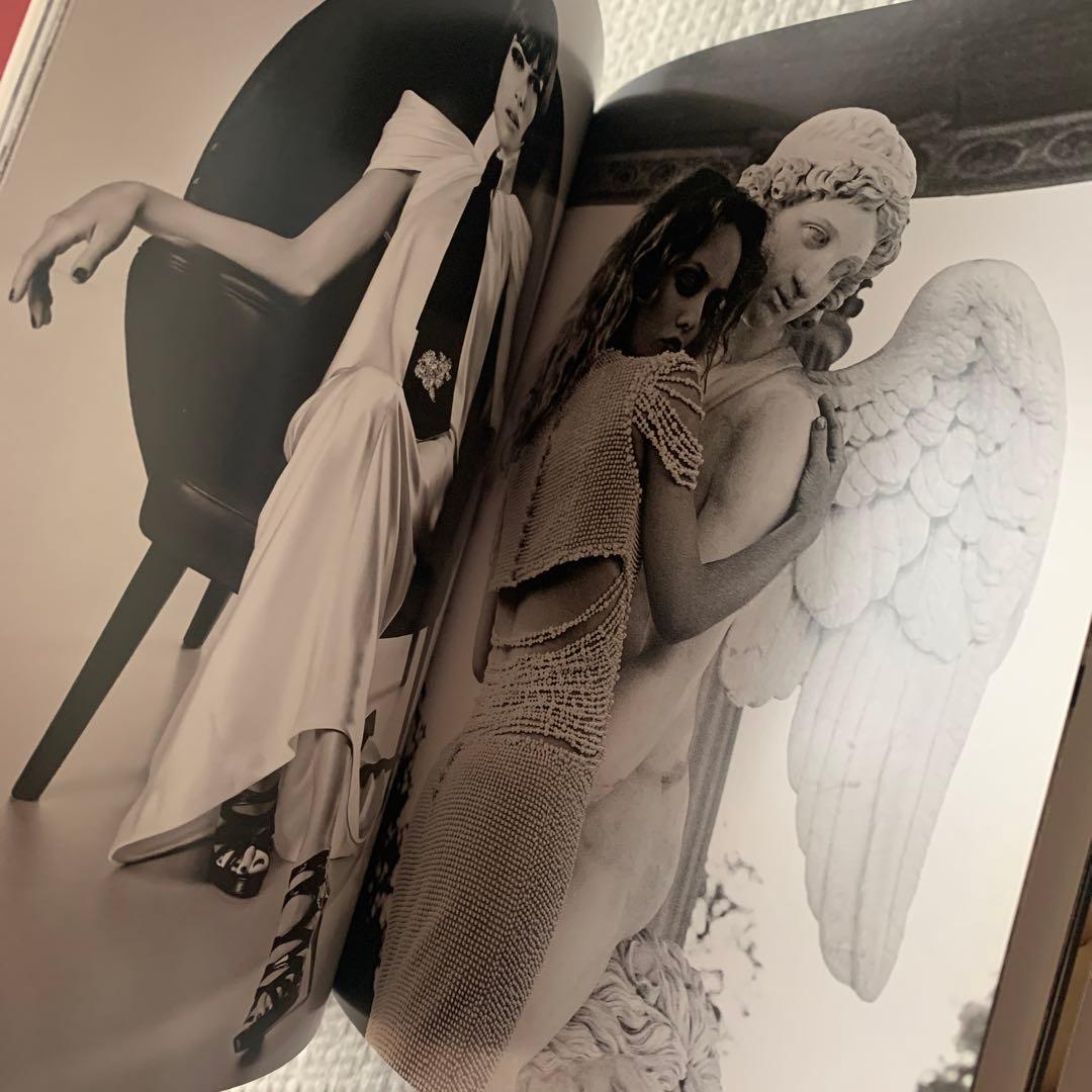 15日以降削除 CHANEL 雑誌　洋書