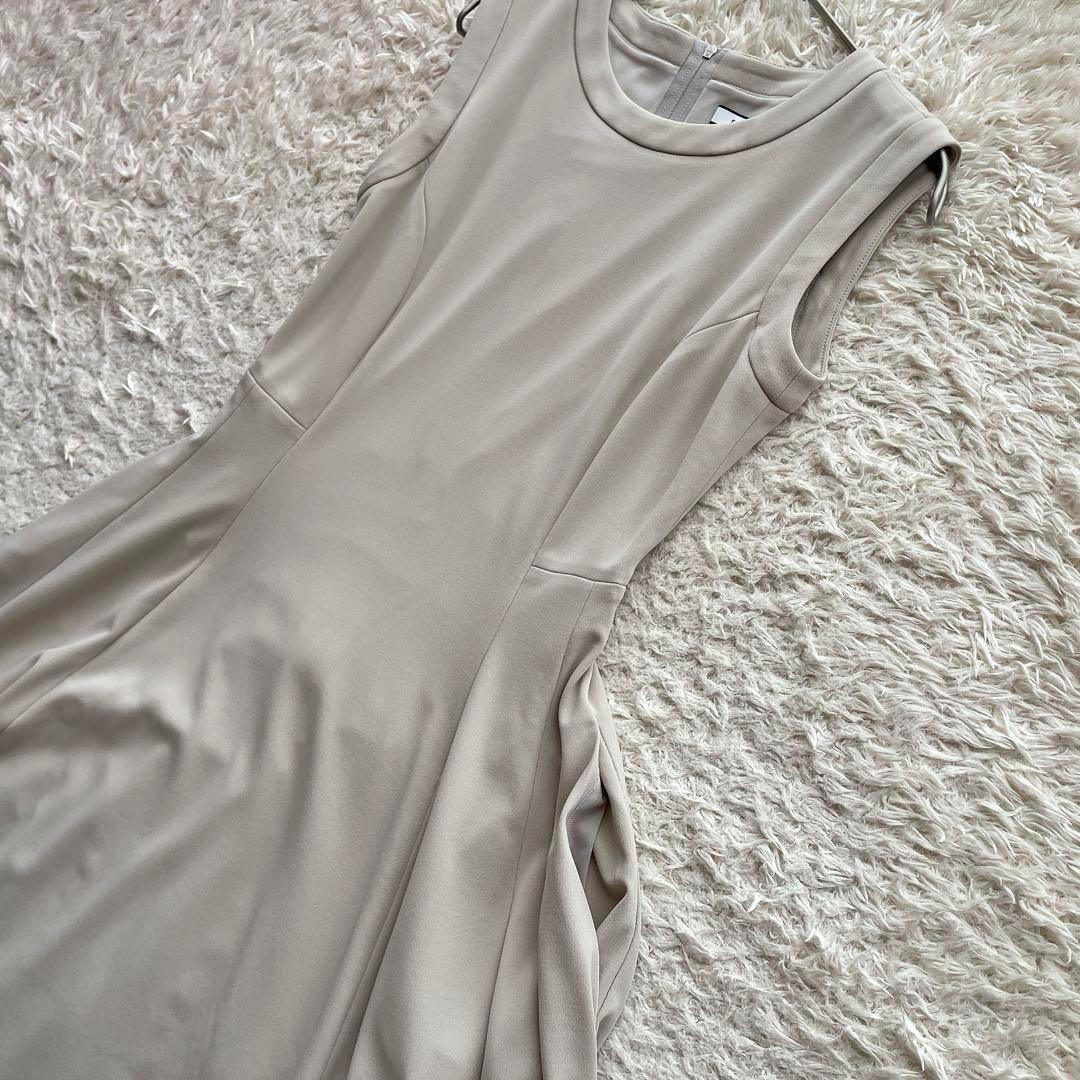 フォクシー ひざ丈ワンピース Dress フレア Aライン ベージュ 38サイズ