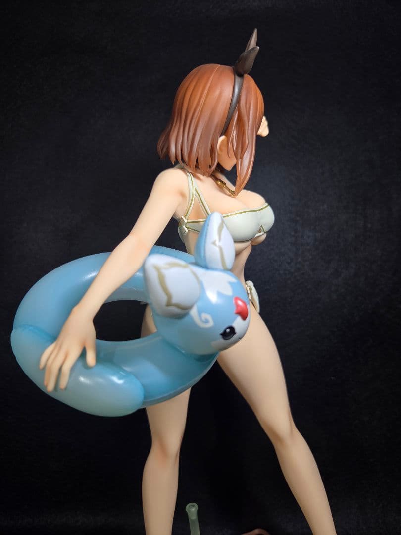ライザ 自水着ver. 1/6スケールフィギュア　開封済