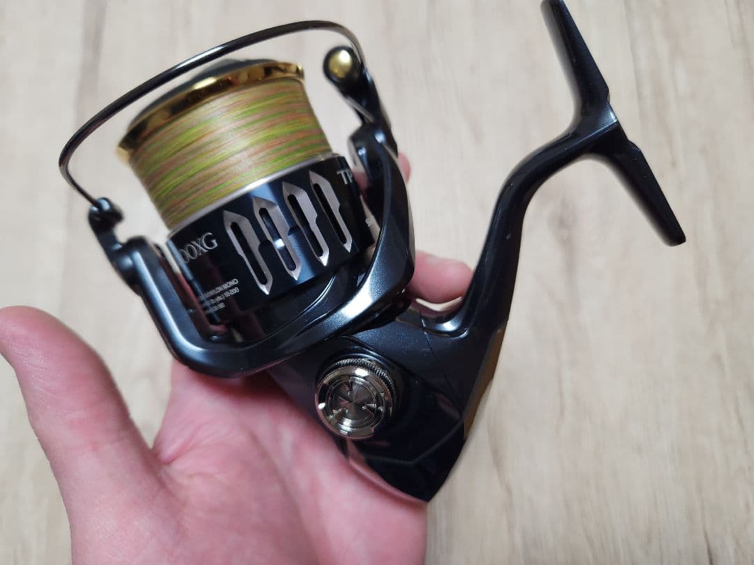 シマノ　17ツインパワーXD 4000XG　美品