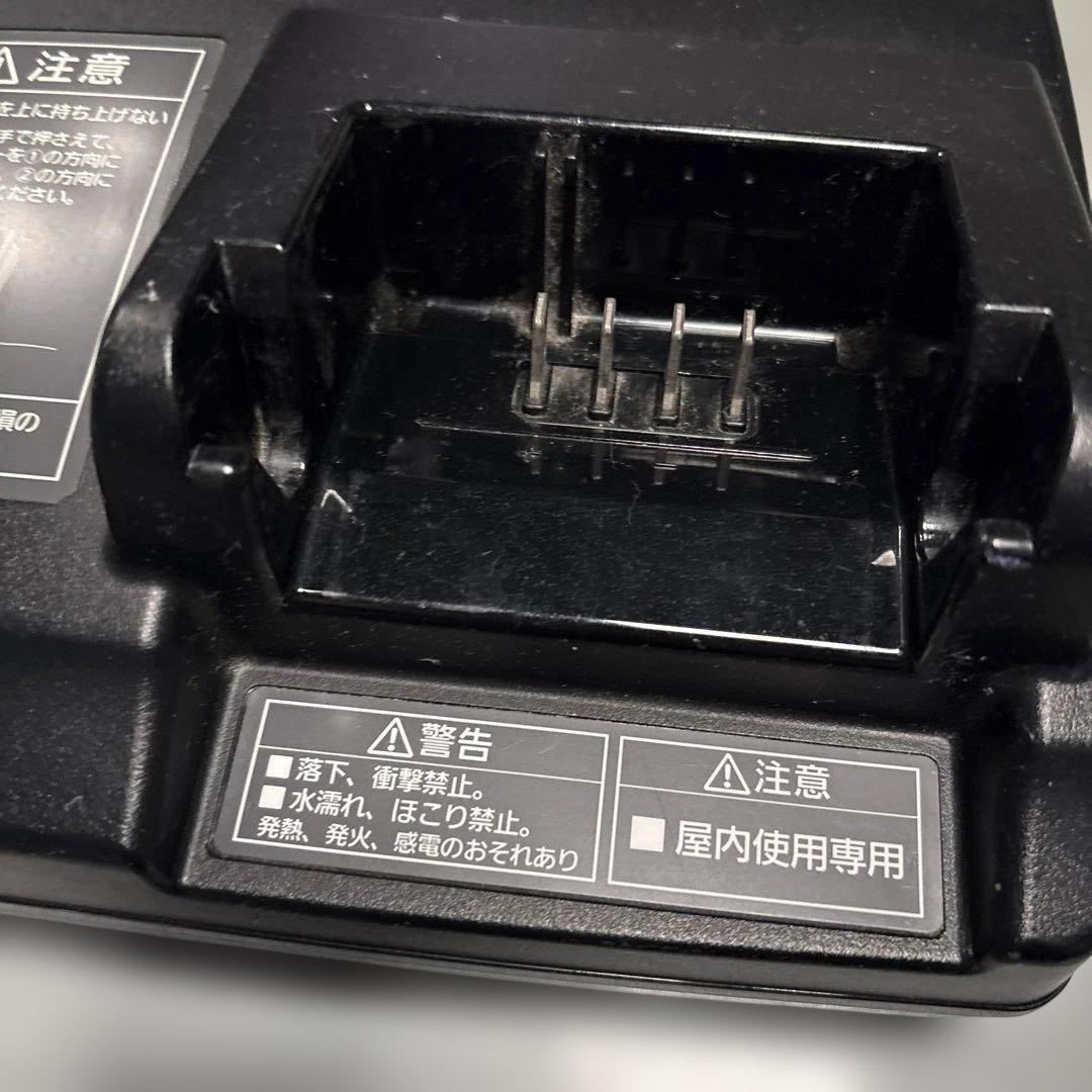 Panasonic バッテリー充電器　NKJ069Z1