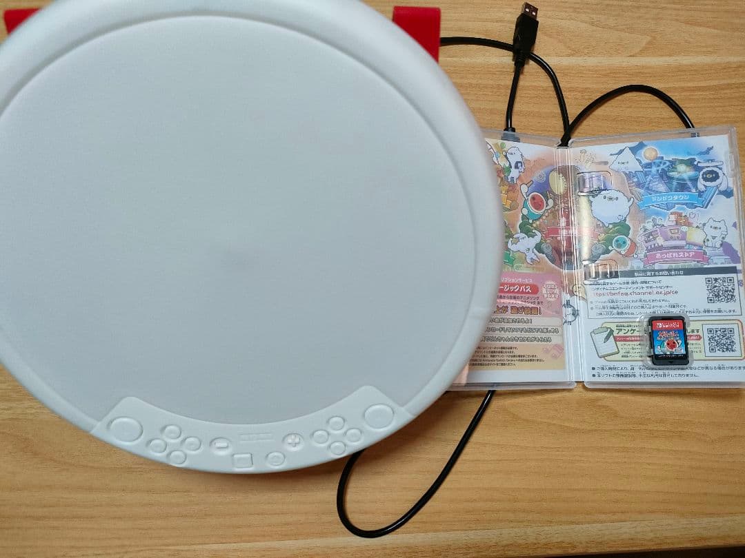 【太鼓とバチ付き】太鼓の達人ドンダフルフェスティバル　ニンテンドースイッチ版