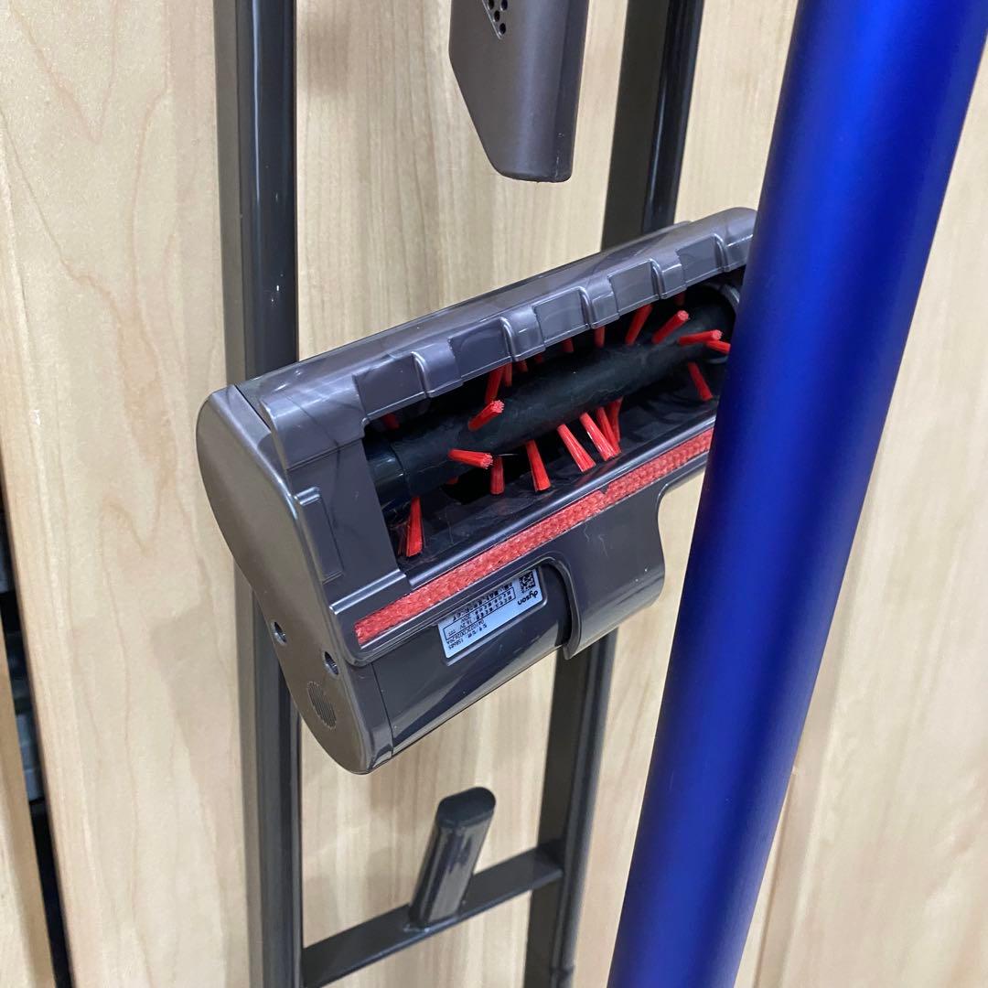 Dyson v8 slim Fluffy SV10K コードレス掃除機