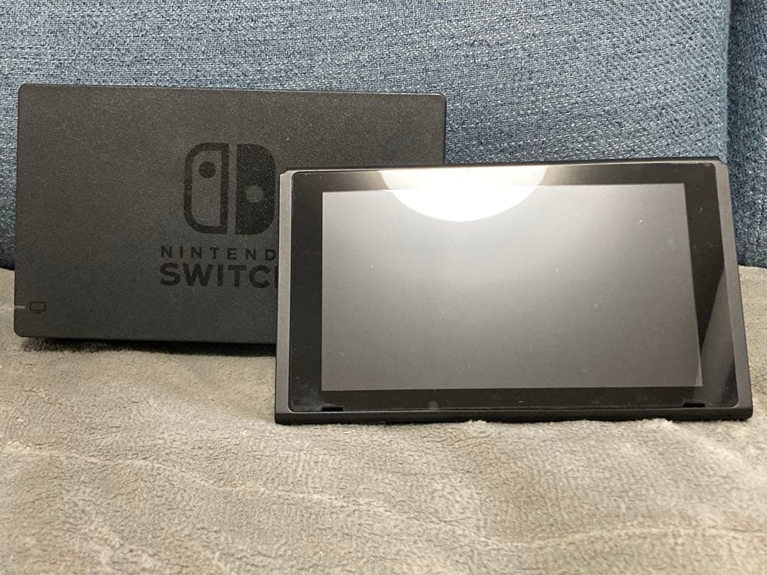 Nintendo Switch 本体　ジョイコン