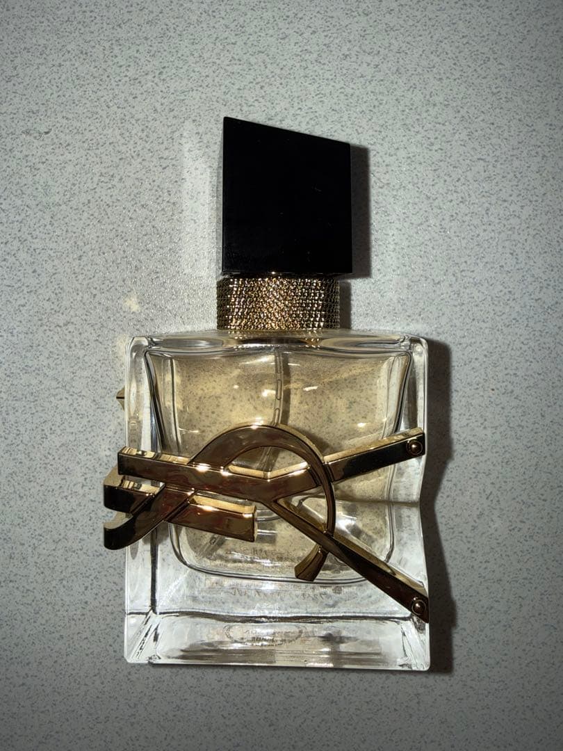 イヴ・サンローラン リブレ オーデパルファム 30ml