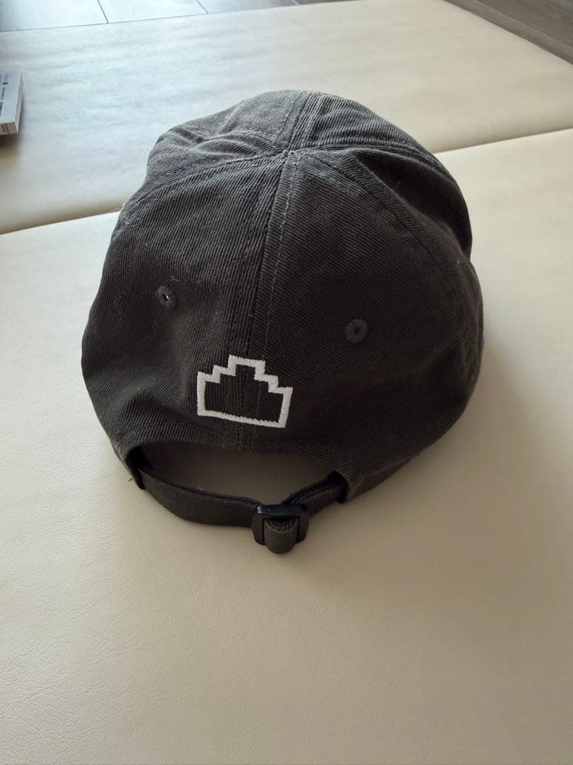 C.E CAVEMPT / FALSE NEEDS CAP キャップ