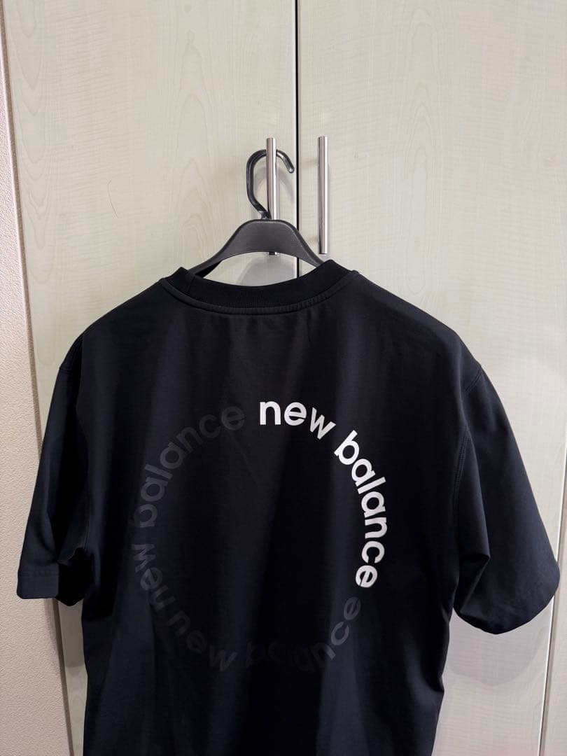 メンズNew Balance ブラック シャツとショーツ セットアップ