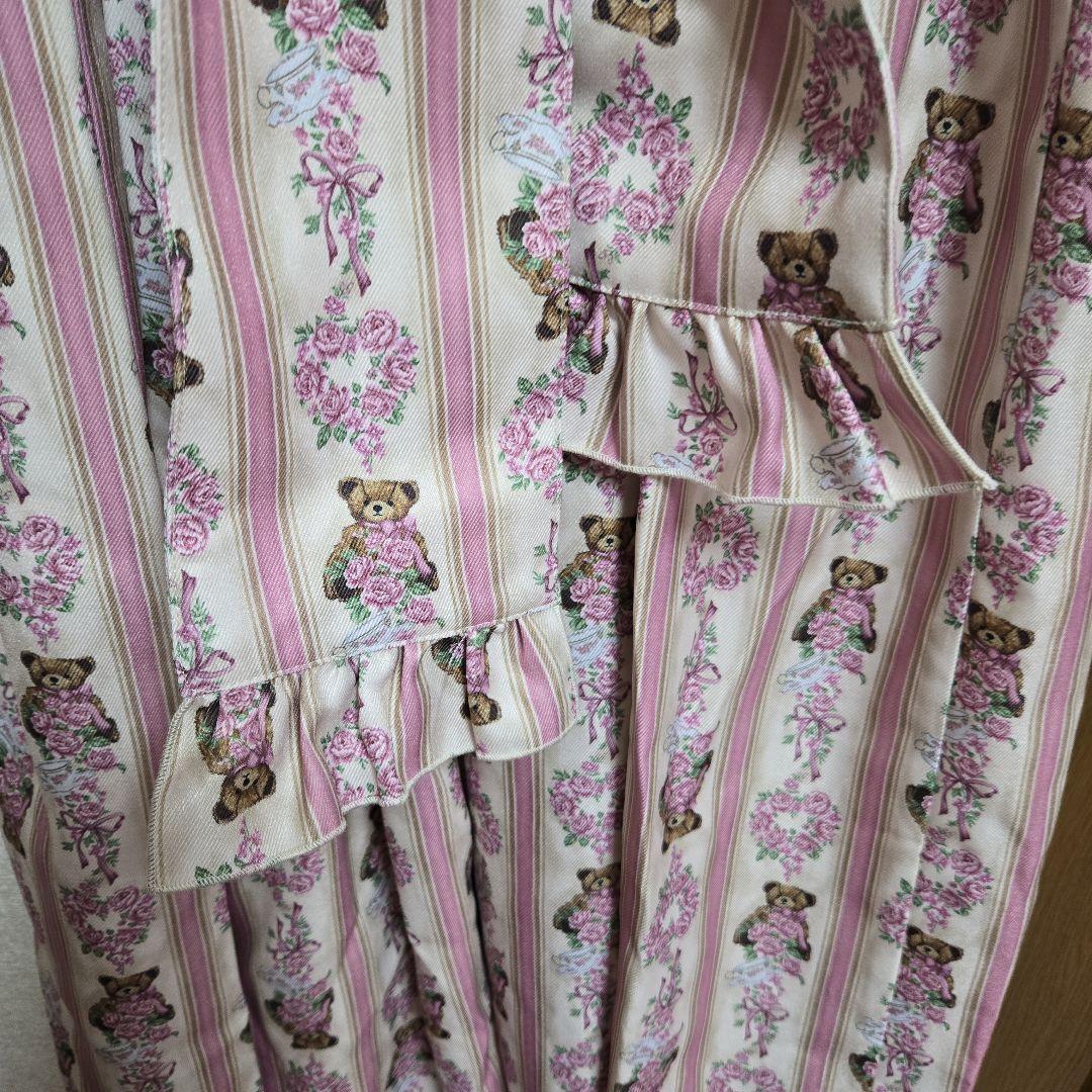 値下げ✨️　アクシーズファム　ピンク花柄クマとティーカップ ワンピース✨️