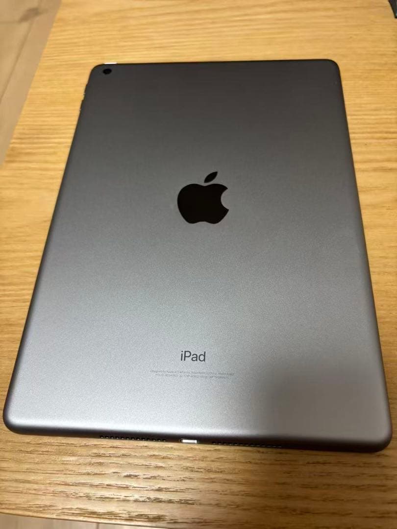 Apple iPad (第5世代) 32GB ブラック