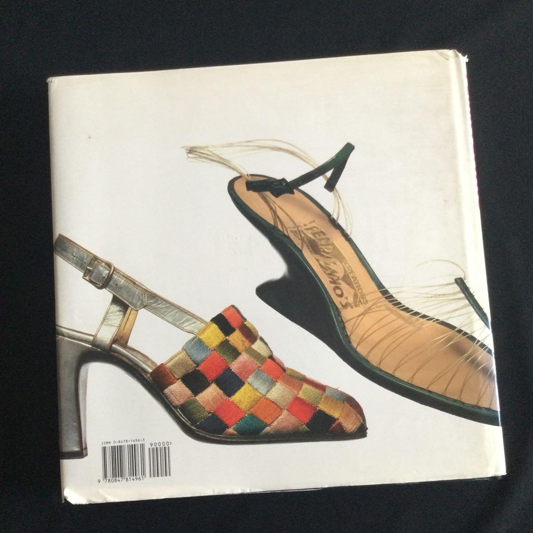 フェラガモ　洋書　シューズ　靴　Ferragamo Shoes ファッション