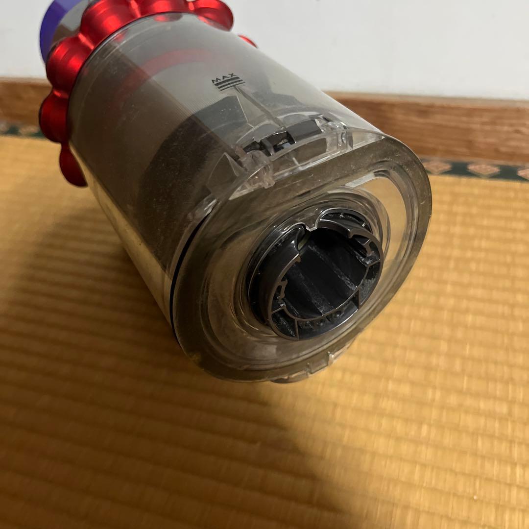 dyson V10スティッククリーナー 本体のみ‼️