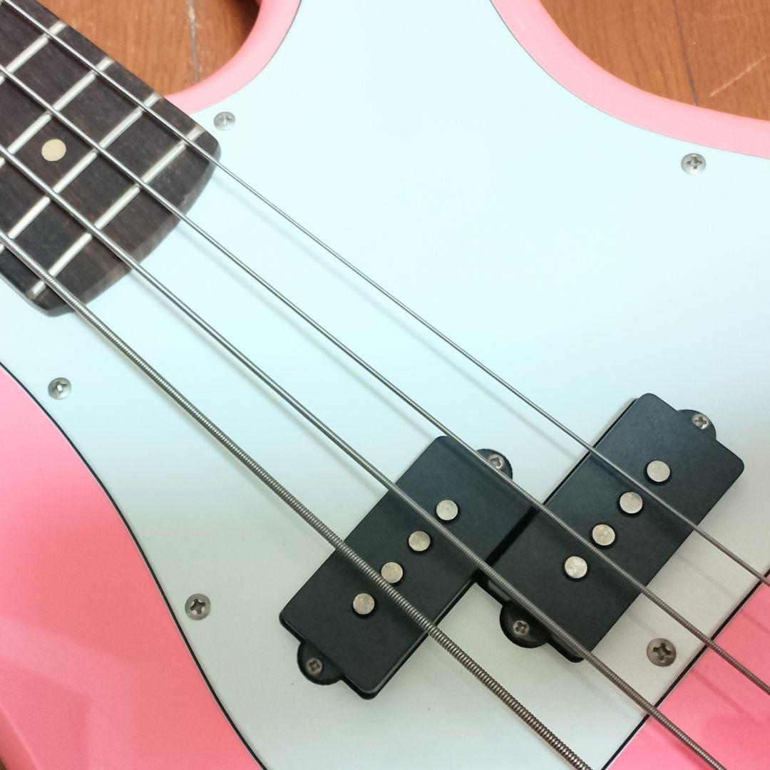 Photogenic　PRECISION TYPE　エレキベース　ピンク