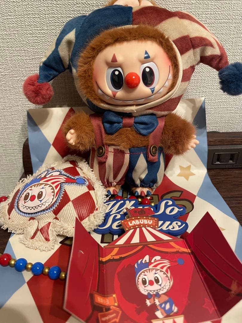 h*.様 POPMART WHY SO SERIOUS ラブブ　ピエロ　最終値下